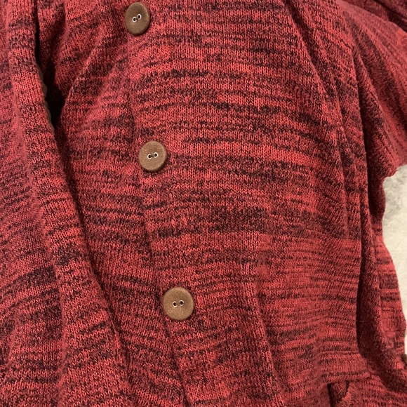 Sweet Wanderer long sleeve shirt with elbow patch & button detail - Picture 5 of 7